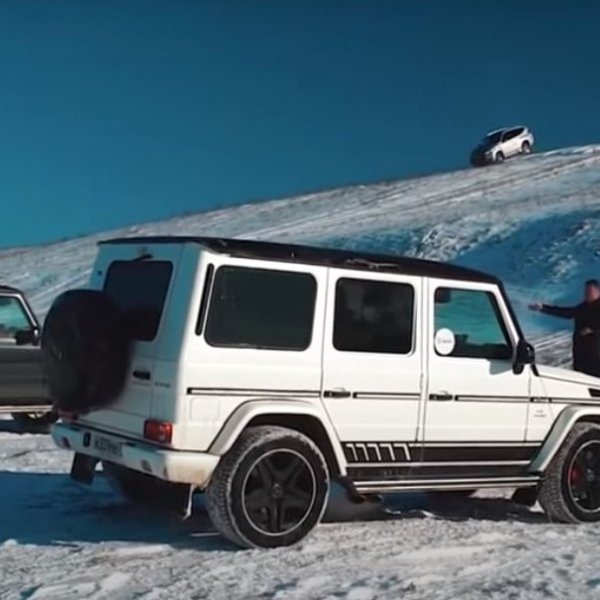 AMG G63, zorlu arazide Lexus LX 570 ve VW Touareg'e karşı