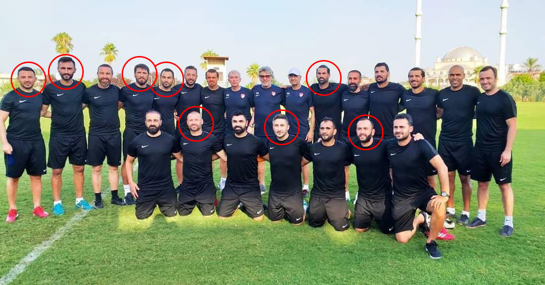 Antrenörlük kursunda Sabri Sarıoğlu ve Volkan Demirel detayı #1