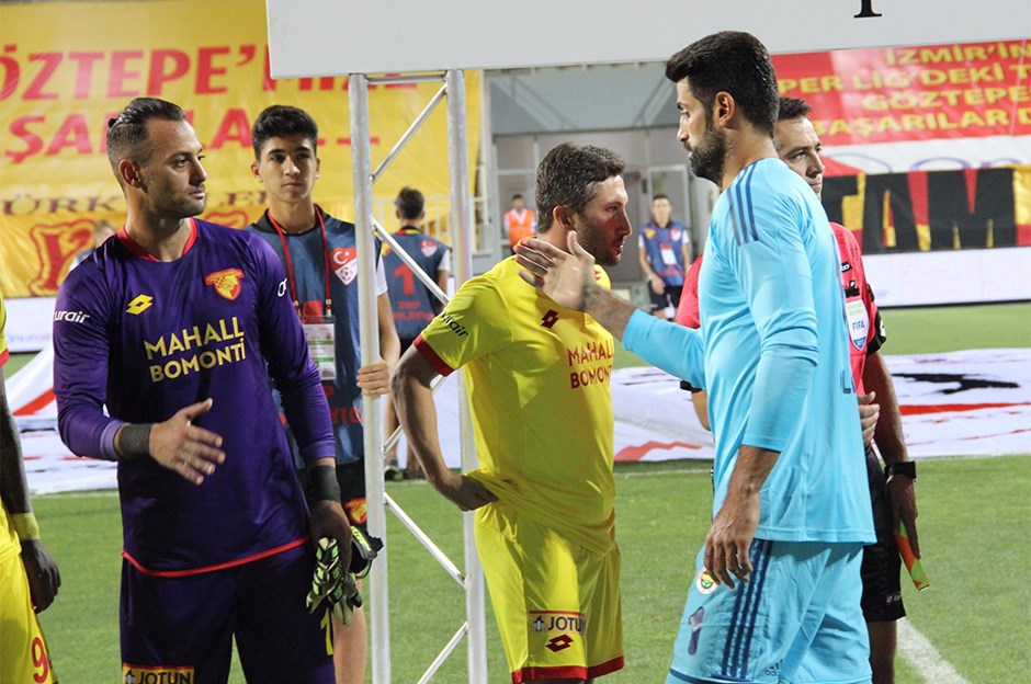 Antrenörlük kursunda Sabri Sarıoğlu ve Volkan Demirel detayı #5