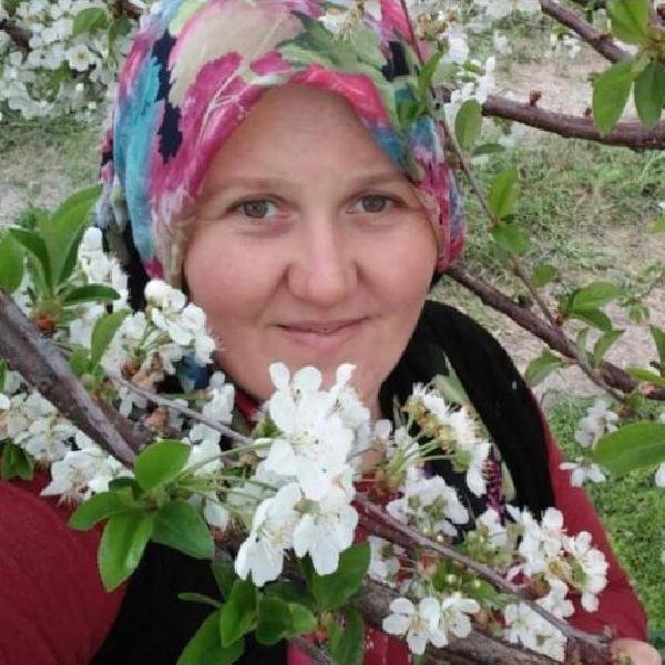 Babasını, eşini ve 2 çocuğunu öldürdü, tahliyesini istedi