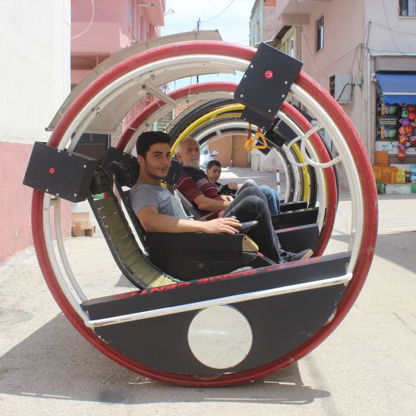 Bursa'da elektrikli araç yaptı, sipariş yağıyor #1