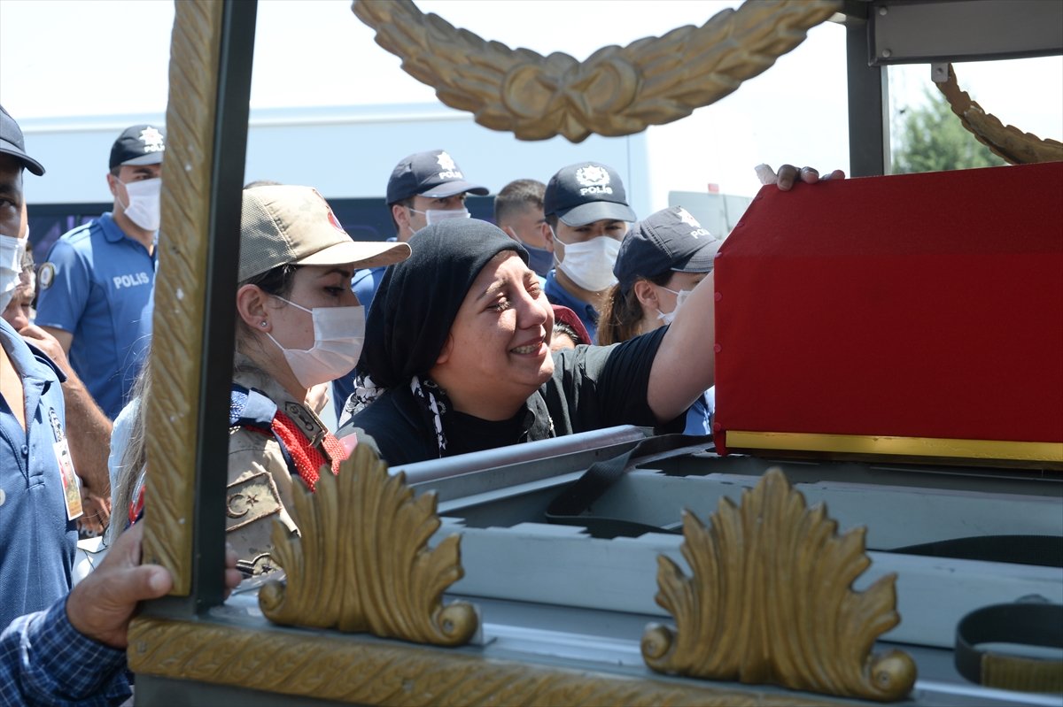 Çukurca şehidimiz Emre Büyükyıldırım toprağa verildi #3