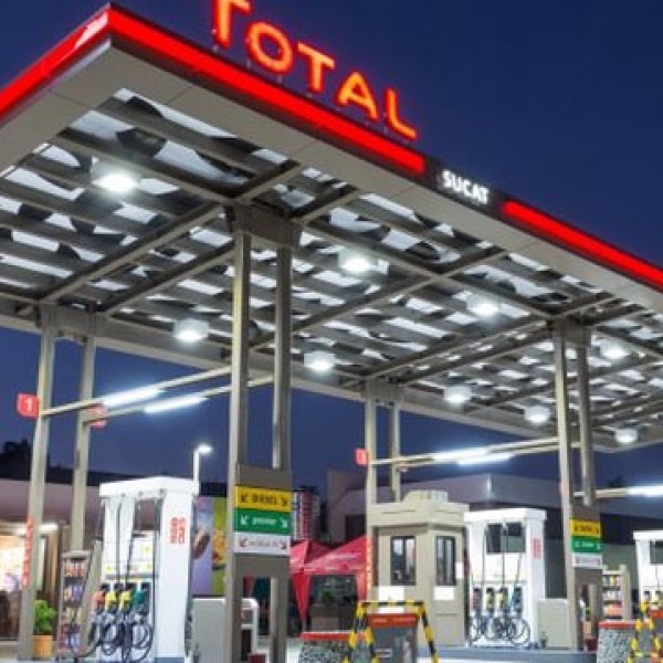 Demirören, Total'i OYAK'a devretti