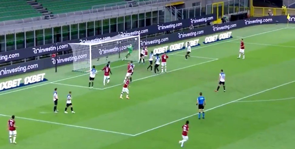 Hakan Çalhanoğlu'ndan muhteşem frikik golü #2