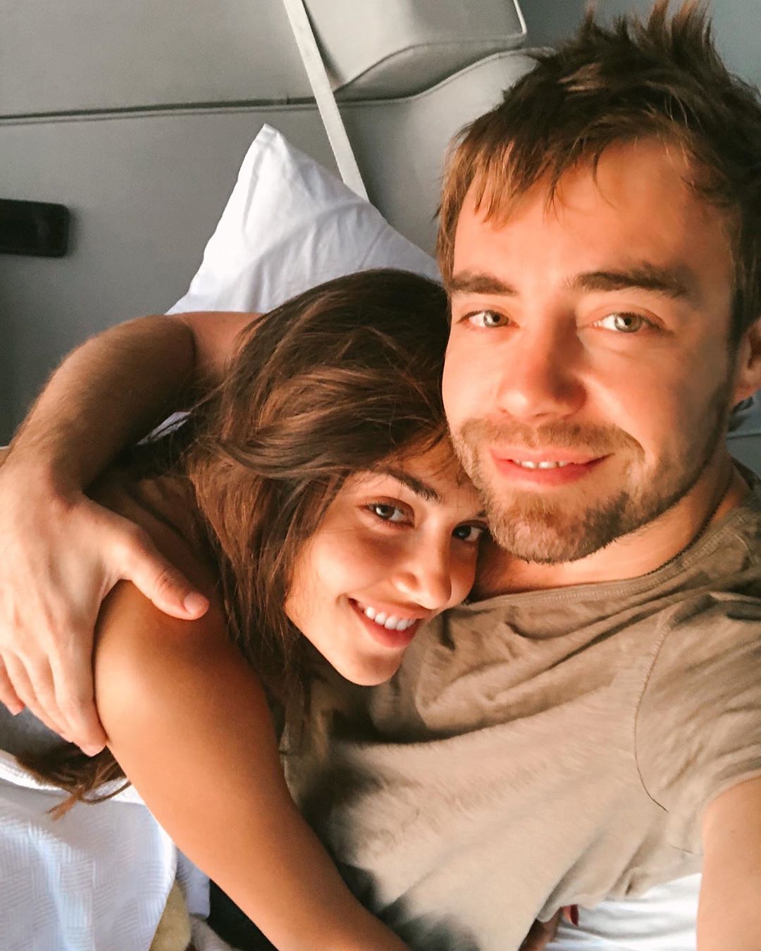 Hande Erçel ile Murat Dalkılıç ayrıldı #1