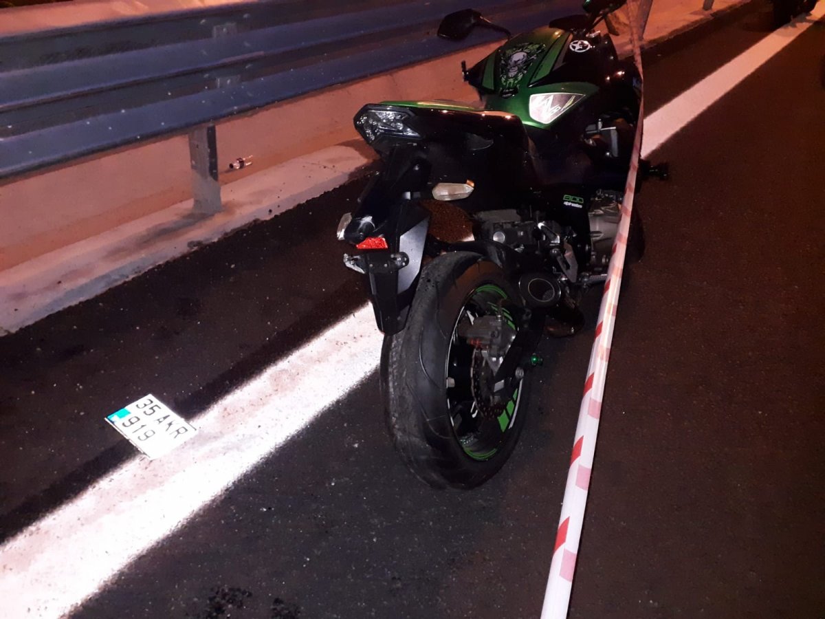 İzmir'de zincirleme trafik kazası: 1 ölü, 2 yaralı