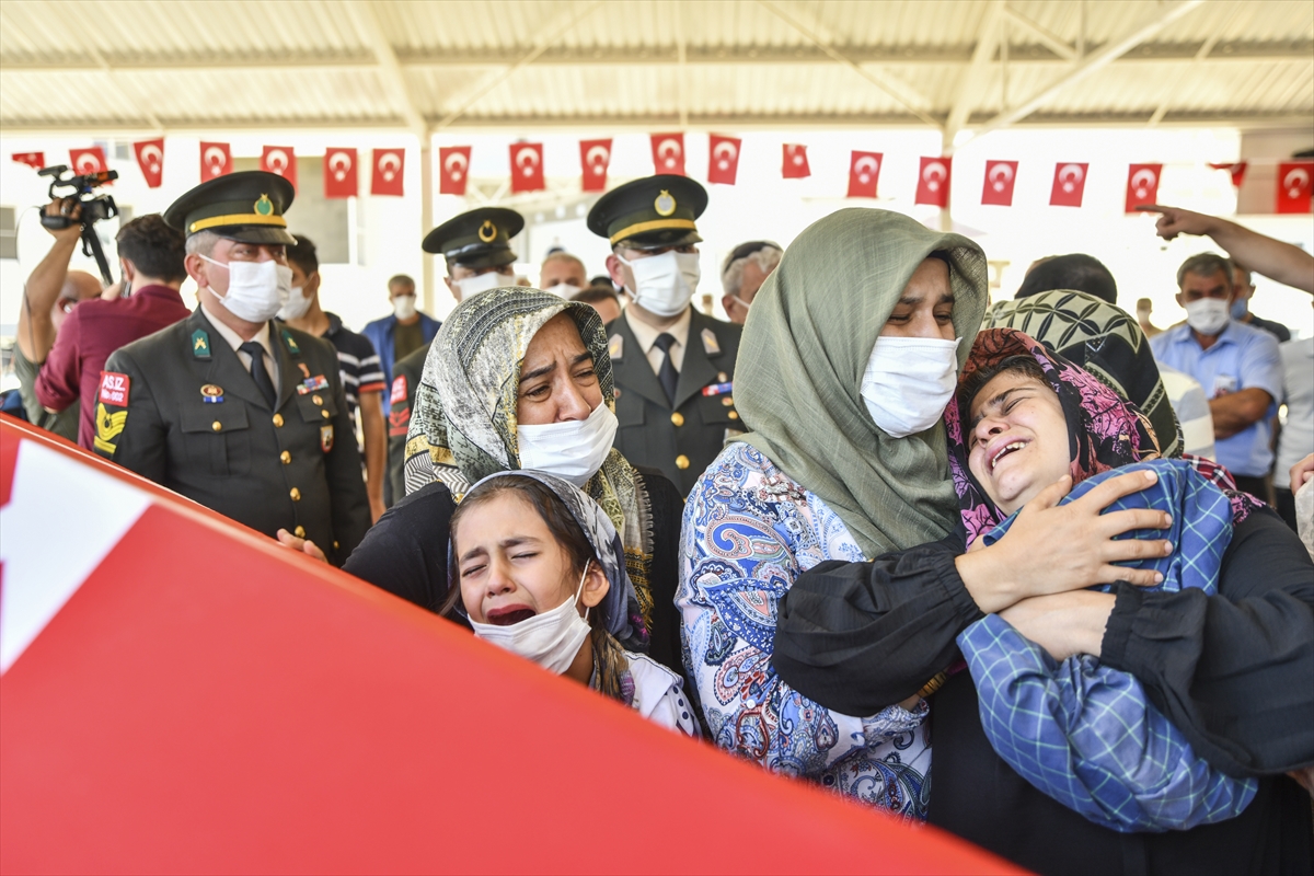 Libya’da görevi sırasında şehit olan Bilal Yılmaz, son yolculuğuna uğurlandı #1