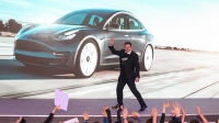 Corona etkisi: Tesla değer kaybetti!