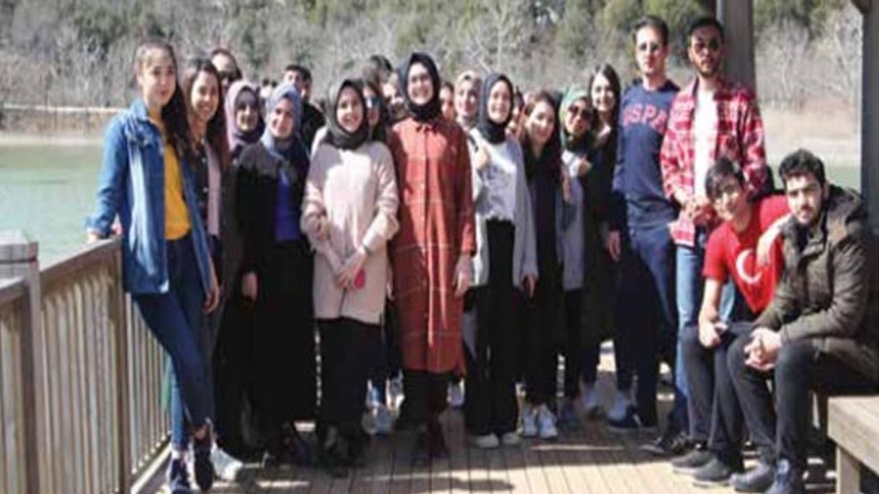 Yenişarbademli MYO, ilk mezunlarını veriyor