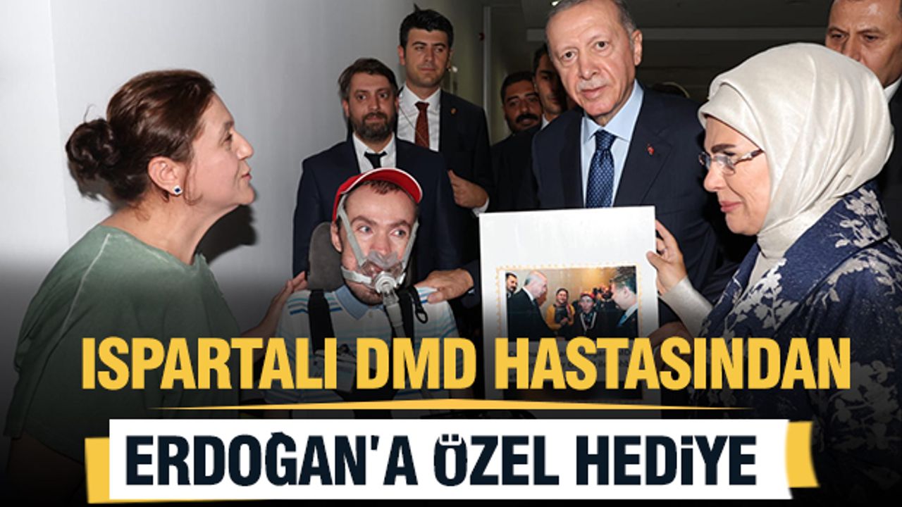 Ispartalı DMD Hastası Hediyesini Erdoğan'a Sundu