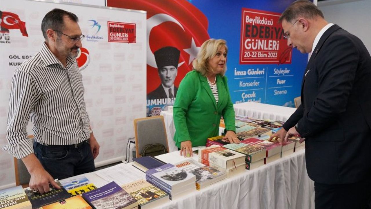 İstanbul Beylikdüzü'nde edebiyat günleri
