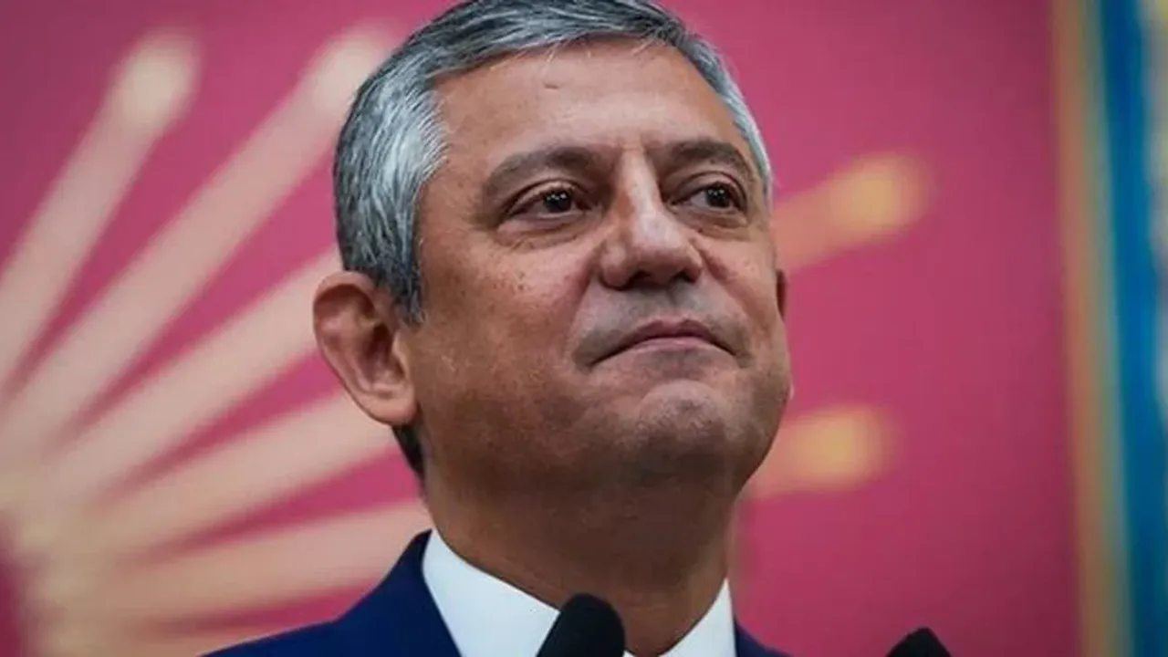 SON DAKİKA! Özgür Özel CHP Parti Meclisi'nden neden istifa e