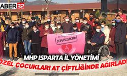Mhp Isparta İl Yönetimi Özel Çocukları At Çiftliğinde Ağırladı