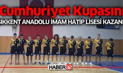 Cumhuriyet Kupasını Işıkkent Anadolu İmam Hatip Lisesi kazandı