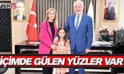 İçimde gülen yüzler var