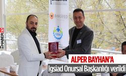 Alper Bayhan'a Onursal Başkanlık