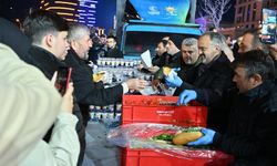 Bursa'da Başkan Aktaş'tan gençlere 'her ay gece döneri' sözü