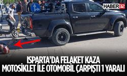 Isparta'da Motosiklet ile Otomobil Kaza Yaptı Yaralı Var
