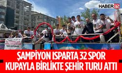 Isparta 32 Spor Şampiyonluk Sevincini Kutladı!