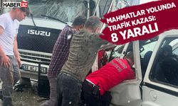 Mahmatlar yol ayrımında trafik kazası: 8 yaralı