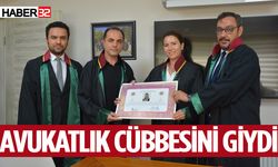 Özge Savaş Avukatlık cübbesini giydi