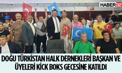 Doğu Türkistan Halk Dernekleri Başkanı Ve Üyeleri Kick Boks Gecesine Katıldı