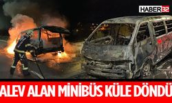 Seyir Halindeki Minibüs Bir Anda Yandı