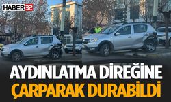 Otomobil Elektrik Direğine Çarptı