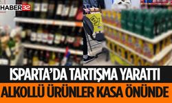 Zincir Marketin Yılbaşı Düzenlemesi Eleştiri Topladı