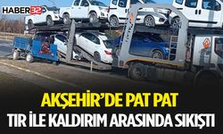 Pat Pat TIR ile Kaldırım Arasında Sıkıştı