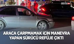 Araca Çarpmamak İçin Manevra Yapan Sürücü Refüje Çıktı