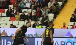 Trendyol Süper Lig: Antalyaspor: 1 - Göztepe: 2 (Maç sonucu)