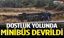 Dostluk Yolunda Servis Minibüsü Devrildi