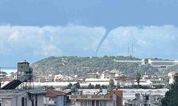 Alanya'da denizde oluşan hortum kamerada