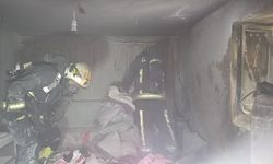 Antalya'da binanın bodrum katı çıkan yangında küle döndü