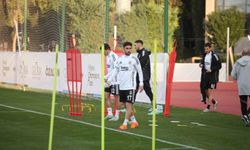Beşiktaş'ta devre arası çalışmalarını Antalya'da sürdürdü