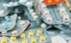 Brufen nedir ve ne için kullanılır? Brufen ilaç uyku yapar mı? Brufen günde kaç tane içilir? Brufen boğaz ağrısına iyi gelir mi?