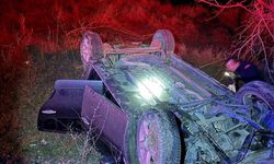 Bucak'ta otomobil takla attı: 2 yaralı