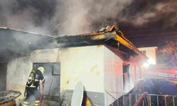 Burdur'da müstakil ev yanarak kullanılmaz hale geldi