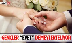 Gençler “Evet” Demeyi Erteliyor