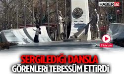 Valilik Önünde Sergilediği Dansla Görenleri Tebessüm Ettirdi