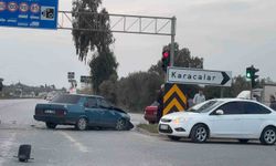 Tofaş'ın kırmızı ışık ihlaliyle gelen kaza kamerada