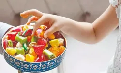 Bayramda yapışkan yumuşak şekerlere dikkat!