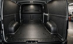 Panelvan Kasa Kaplama Nedir? Ticari Araç Yük Alanı Kaplama Rehberi