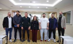 Başkan Vekili Özdemir başpehlivanları ağırladı: 'Altın kemeri Antalya'ya getireceğinize inanıyorum'