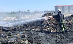 Çöp ve hurdalar yine alev aldı vatandaşlar duruma isyan etti