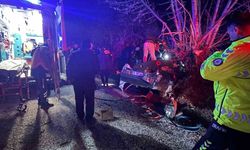 Antalya'da trafik kazası: 2 kişi hayatını kaybetti