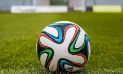 13 Nisan Pazartesi bugün kimin maçı var, hangi kanalda? Bugün maç var mı?