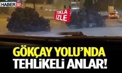 Gökçay Yolu’nda Tehlikeli Anlar: Motosikletli Sürücü Plastik Kasalarla Trafiği Tehlikeye Attı
