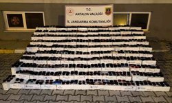 Antalya'da 10 milyon TL'lik gümrük kaçağı ürün ele geçirildi